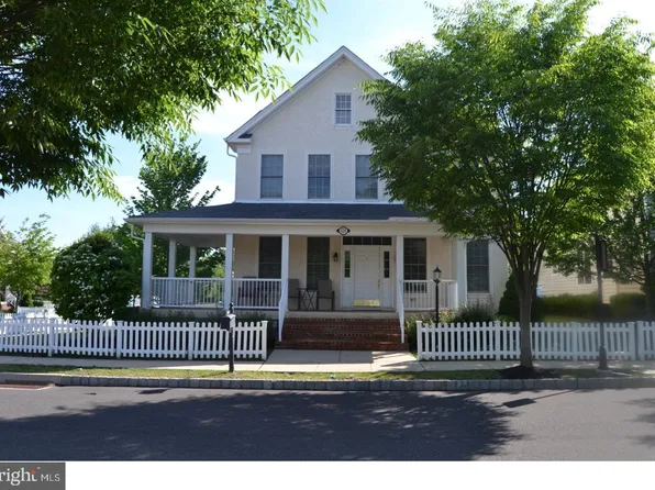 410 Dornishwood Pl, Chalfont, PA 18914