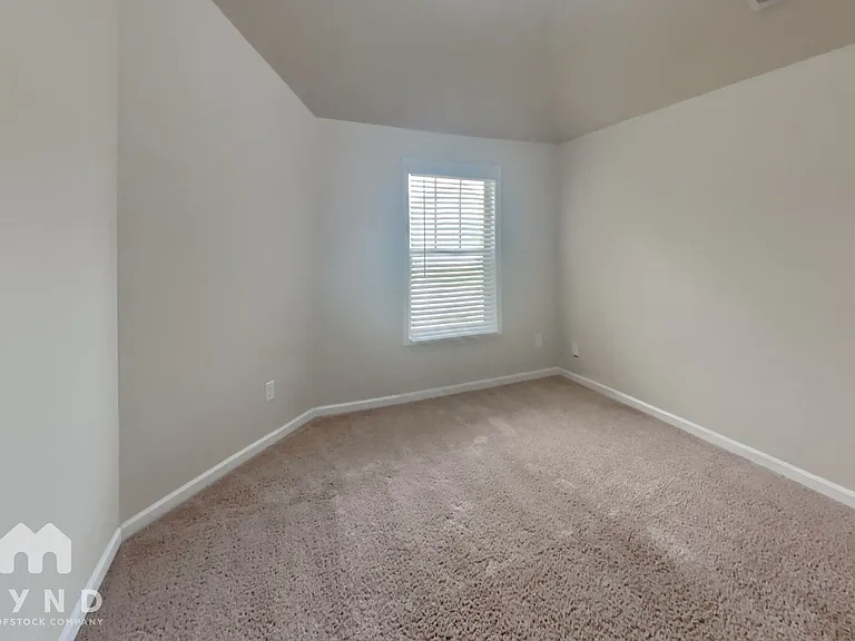 9028 Holder Rd — Photo 11
