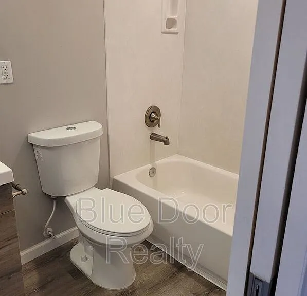 1311 Barelas Rd SW #A — Photo 8