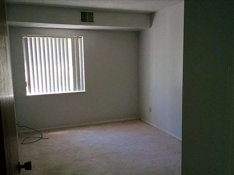 800 Stratford Dr #23 — Photo 13