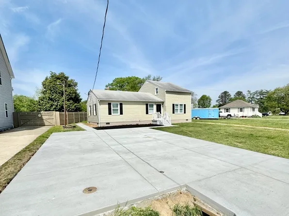 11918 Dogwood Ave, Fredericksburg, VA 22407