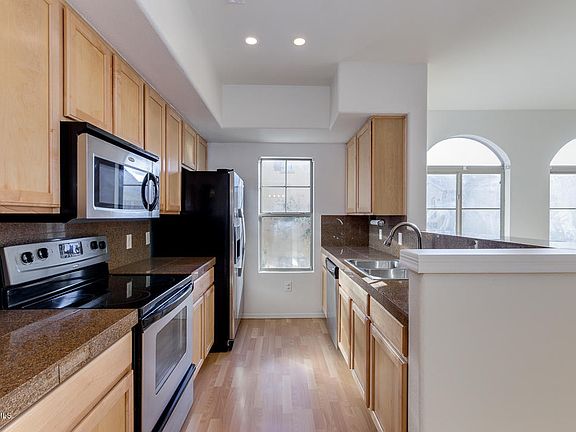 5th image of 2401 E RIO SALADO Parkway #1125