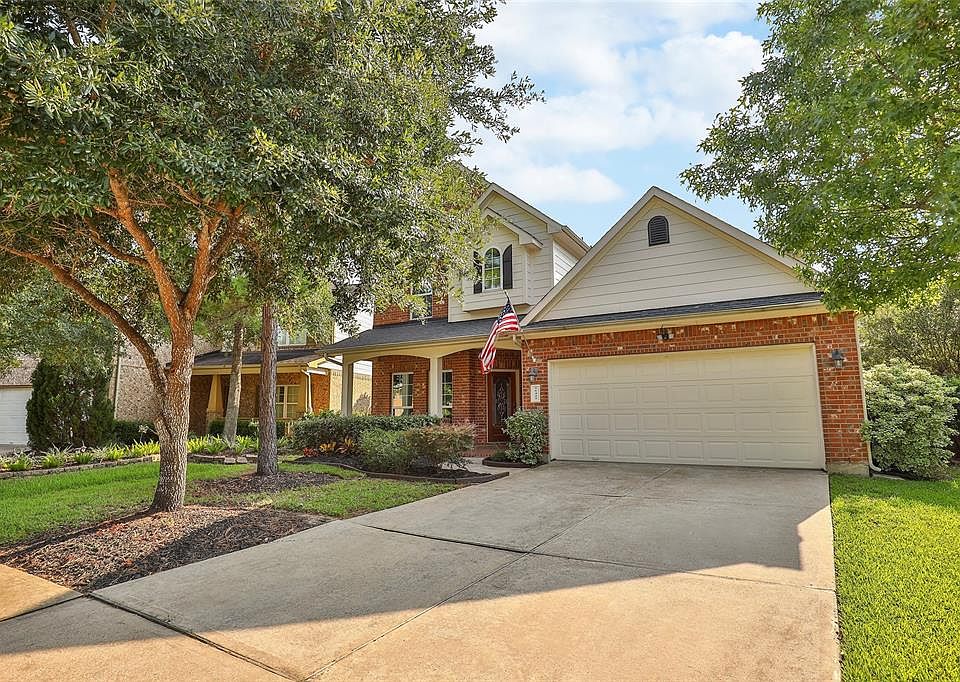 1st image of 26422 Wellington Grove Cir
