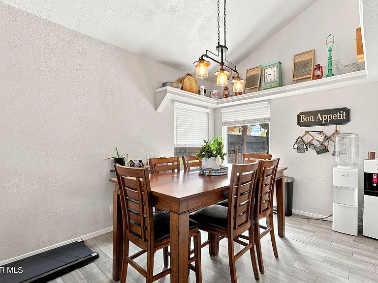 2437 Fletcher Pl — Photo 15