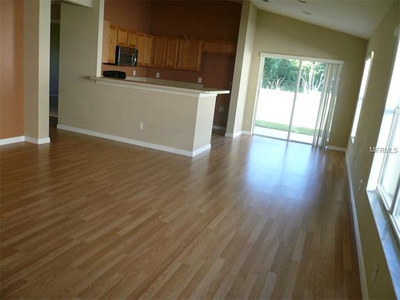2nd image of 2943 Banyan Hill Ln