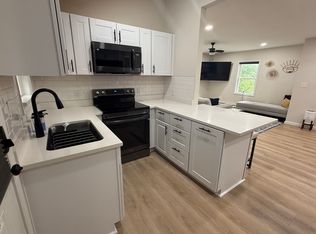 2532 S 14th St, Kansas City, KS 66103
