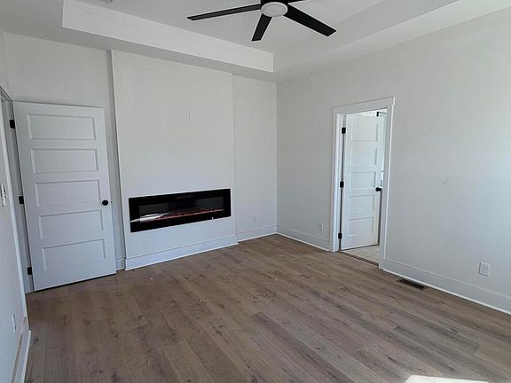 4th image of 5005 Renezet Dr