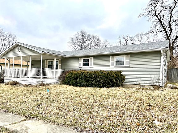 3rd image of 1841 Monroe Dr