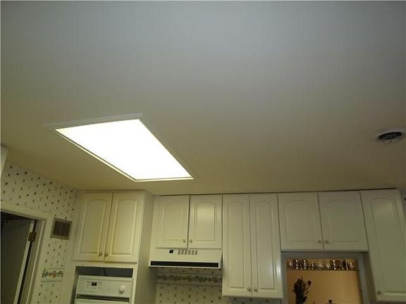 Home for Sale in Hendersonville, Tennessee $399,900