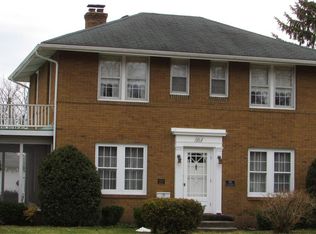 1213 Prospect Dr, Mishawaka, IN 46544