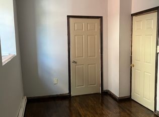 321 W 7th St FLOOR 1, Chester, PA 19013