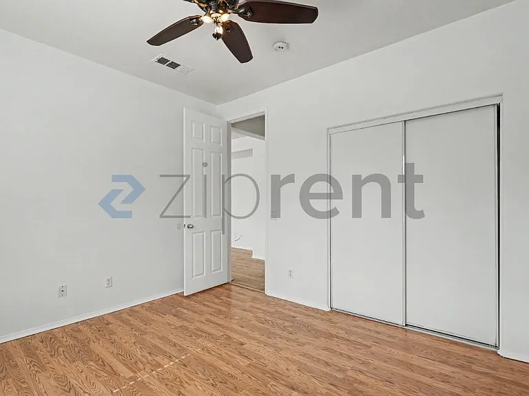 1854 Bankstown Way — Photo 16