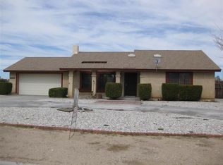 14352 La Mesa Rd, Victorville, CA 92392