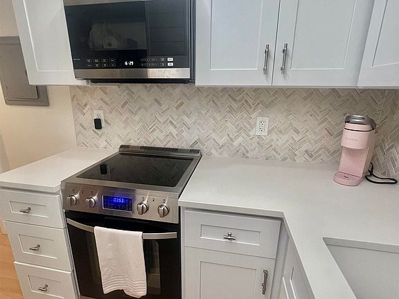 4th image of 101 S Raleigh Ave APT 427