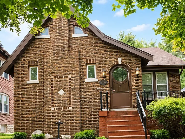 5448 Lisette Ave — Photo 1