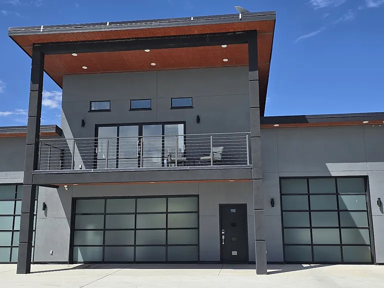 Nightstar Pl — Photo 1