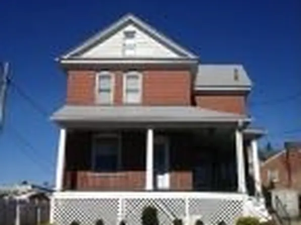 102 W Union St, Nanticoke, PA 18634