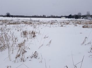 580 Greystone Dr, Chelsea, MI 48118