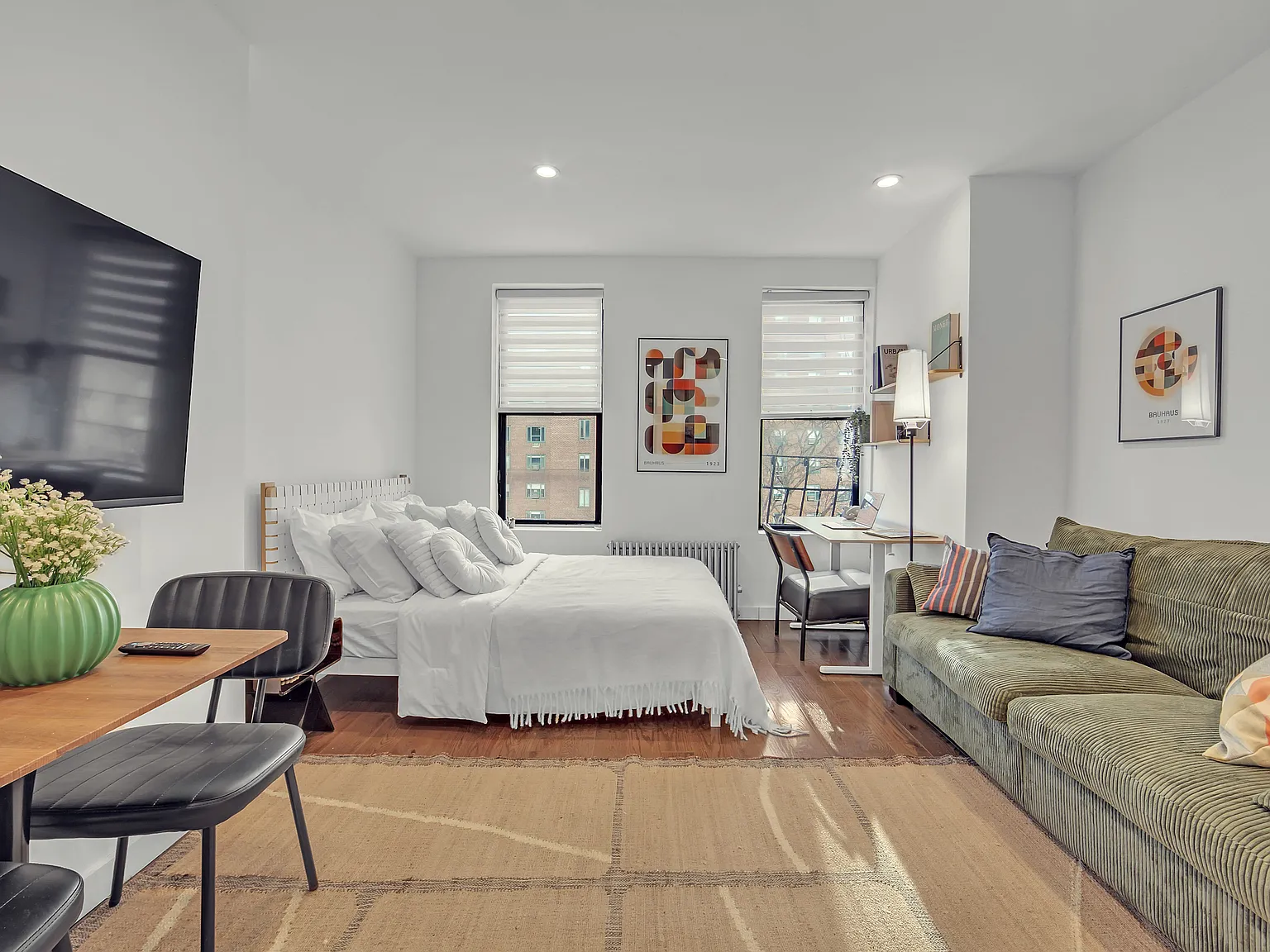 534 East 14th Street — Photo 2
