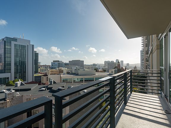 3rd image of 1388 Gough St APT 807
