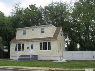 457 Champlain Ave, West Hempstead, NY 11552