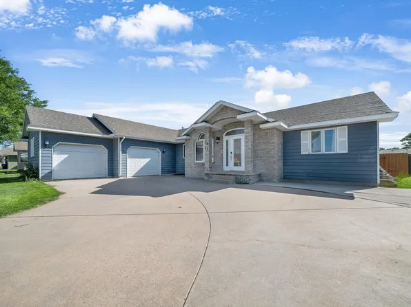 1617 Zachary Dr, Sterling, CO 80751