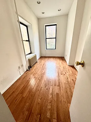 Rented by Oxford Property Group | media 17