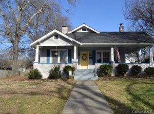 612 N Oak St, Lincolnton, NC 28092