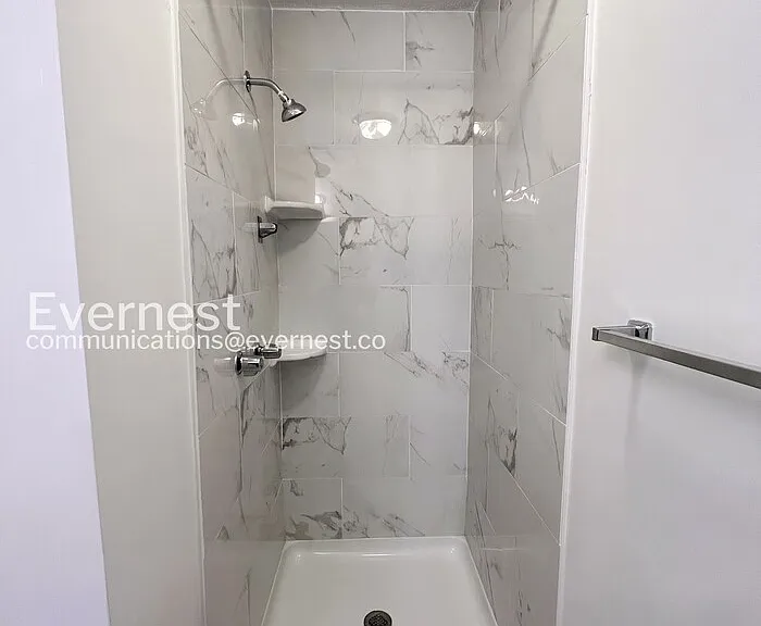 2714 Stratford Dr — Photo 18