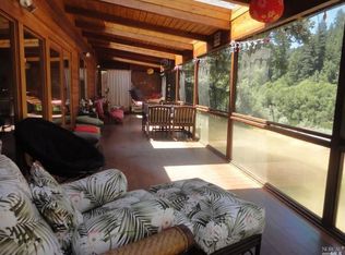 19487 Redwood Dr, Monte Rio, CA 95462