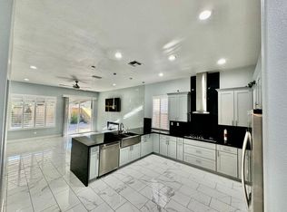 9296 Fox Springs Way, Elk Grove, CA 95624