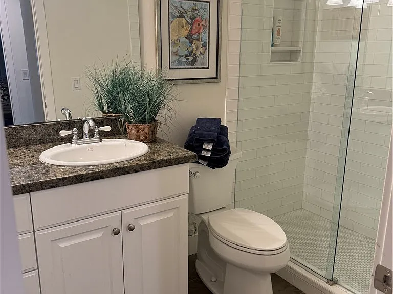 2522 University Dr — Photo 14