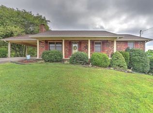 552 Old Hickory Dr, Mt Carmel, TN 37645