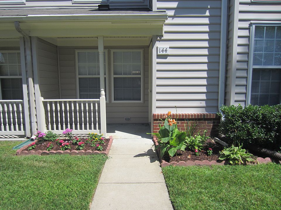 1st image of 144 White Cedar Ln