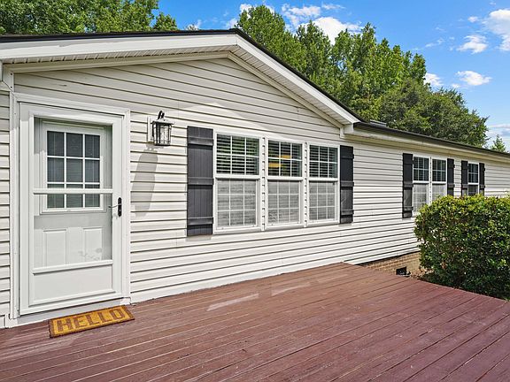 3rd image of 44 Green Bramble Ct