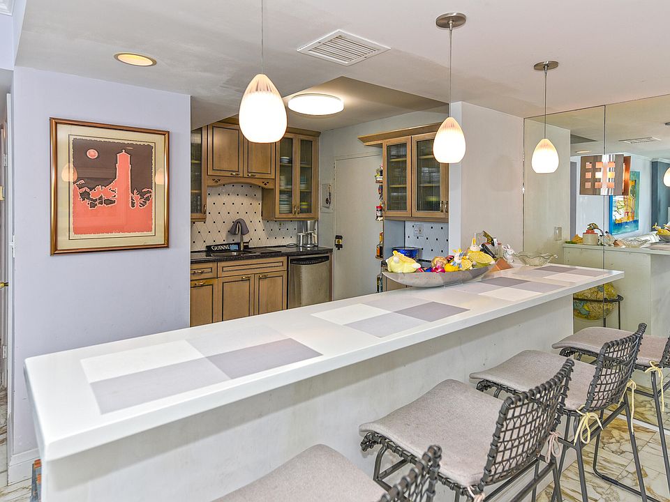 1st image of 2600 N Flagler Dr APT 803