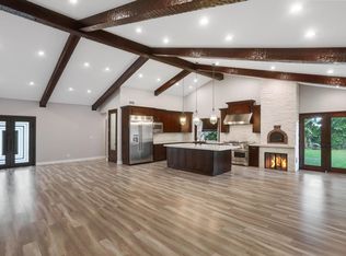 17801 Community St, Northridge, CA 91325