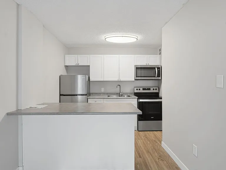 605 13th Ave SW — Photo 28
