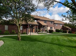 3767 W Loomis Rd #3767, Greenfield, WI 53221