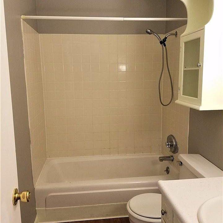 2nd image of 707 Village Ln APT 32