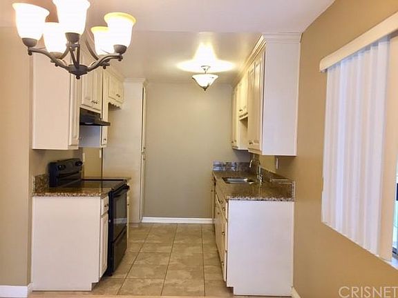 3rd image of 22901 Vanowen St APT 3