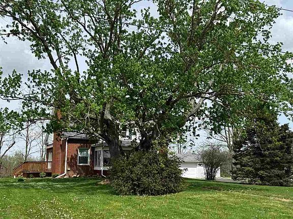 2nd image of 2842 Willow Grove Rd