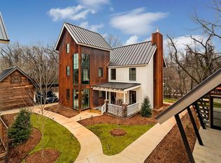 308 NE Black Apple Ln, Bentonville, AR 72712