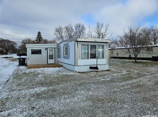 702 Railway Ave, Bienfait, SK S0C0M0