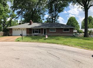 8838 Green Crest Ln, Saint Louis, MO