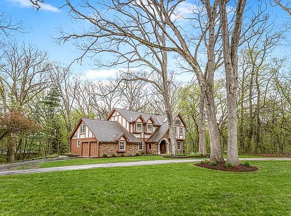 2nd image of 37W575 Mills Ct