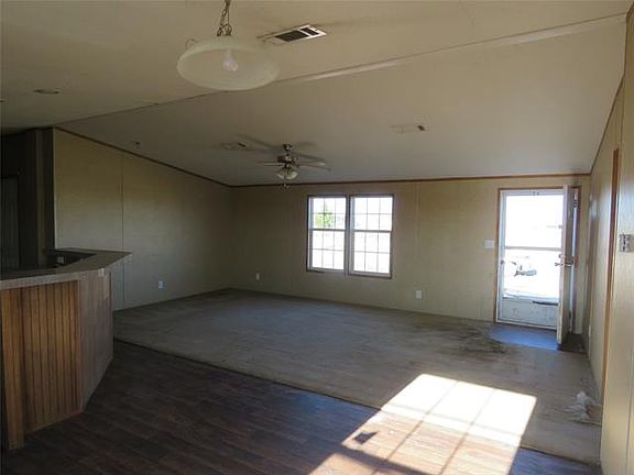 4th image of 3805 Adriels Ln