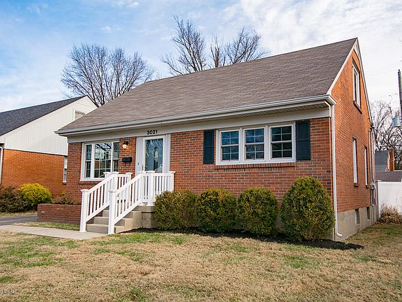3rd image of 3021 Nadina Dr