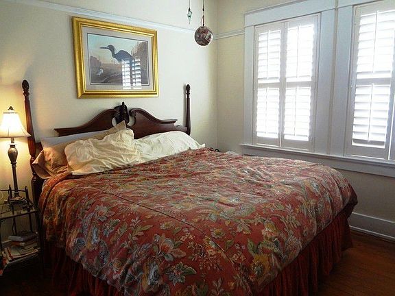 4th image of 416 Jefferson St #B