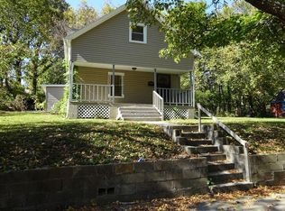 1924 Elmwood Ave, Kansas City, MO 64127